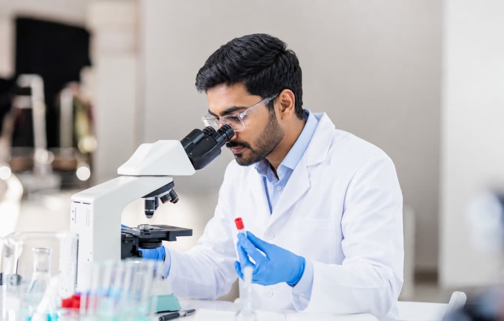 Two clinicians reviewing research together
